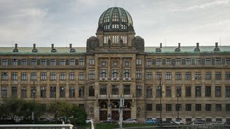 Uchovávání dat o elektronické komunikaci v Česku je v rozporu s právem EU, rozhodl Nejvyšší soud Uchovávání dat o elektronické komunikaci v Česku je v rozporu s právem EU, rozhodl Nejvyšší soud