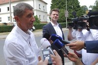 Babiš jásá: Zeman podepsal vyšší daň hazardu i blokování webových stránek