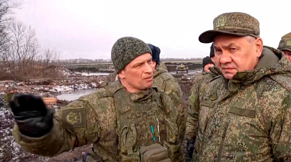 Ministr obrany Sergej Šojgu na inspekci &#34;speciální vojenské operace&#34; (22. 12. 22).