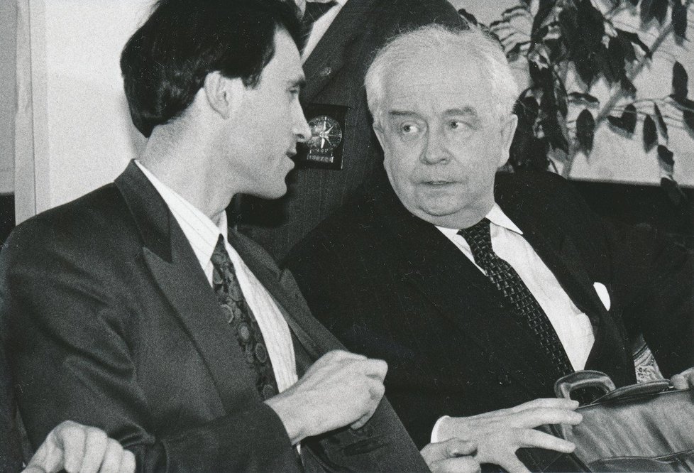 Bývalí ministři školství Petr Piťha (vpravo) a Ivan Pilip