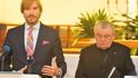 Ministr zdravotnictví Adam Vojtěch s kardinálem Dominikem Dukou