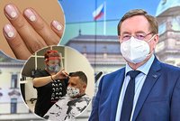 Právník o složkách u kadeřnic: Osobní údaje jsou v Česku chráněné. Jak to bude s evidencí testů?