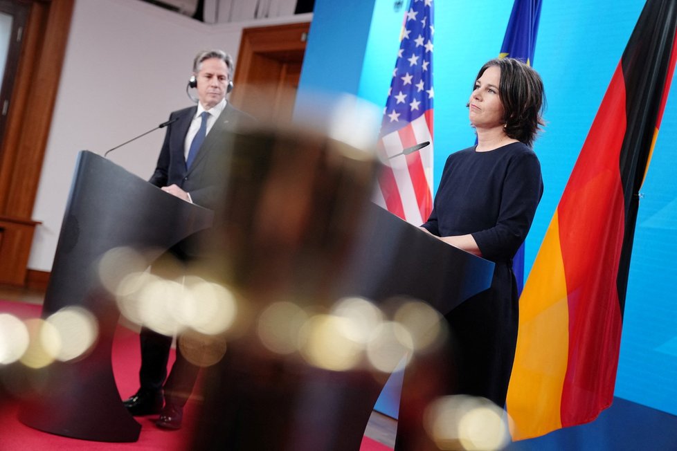 Ministři zahraničí USA a Německa, Antony Blinken a Annalena Baerbocková.