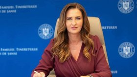 Nová rumunská ministryně pro rodinu Natalia Intoteroová. Předchůdkyně rezignovala kvůli skandálům v ústavech.