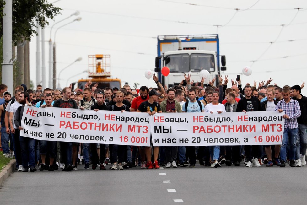 Masivní protesty v běloruském Minsku kvůli výsledkům voleb a sčítání hlasů (14. 8. 2020)