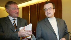 Expremiér a někdejší šéf ODS Mirek Topolánek s Miroslavem Kalouskem