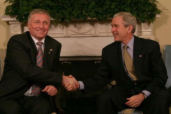 Mirek Topolánek se coby premiér sešel v Bílém domě s Georgem Bushem (27.2.2008)