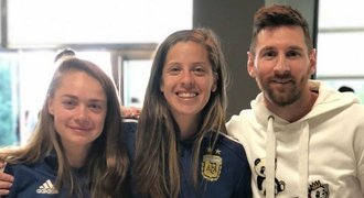 Zklamání argentinských fotbalistek: Proč nám nedržíte palce tak, jako Leovi?!