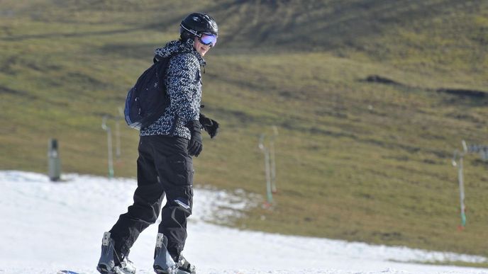 Mírná zima způsobí skiareálům velké ztráty