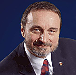Proti zdanění církevních restitucí je i senátor Miroslav Antl (ČSSD).