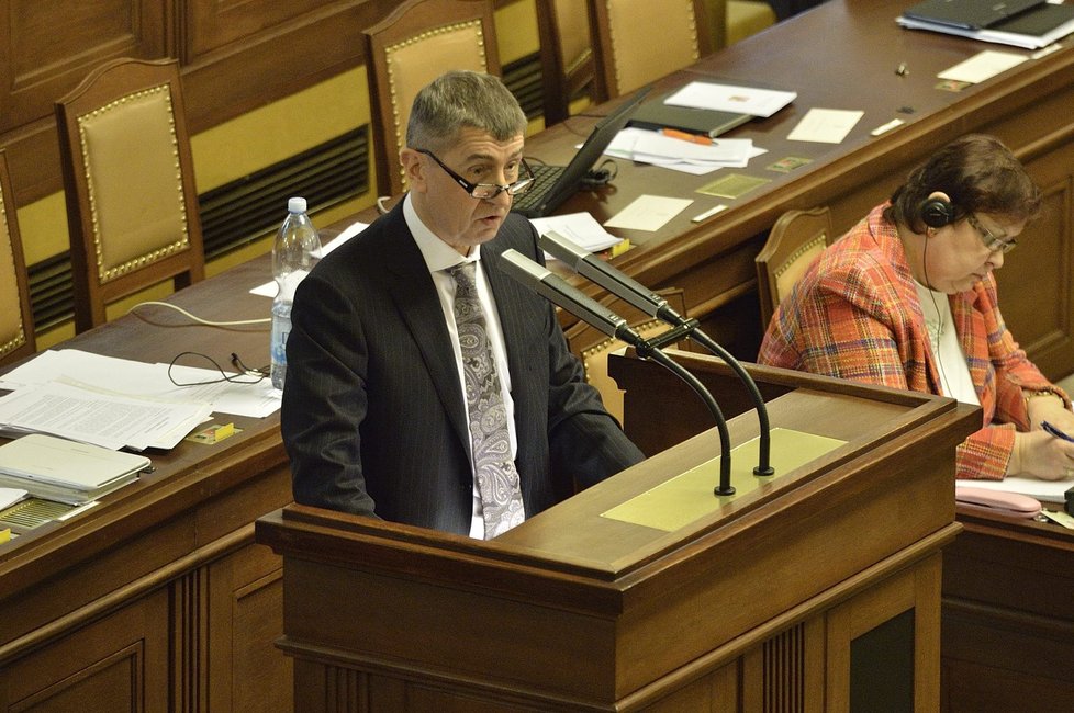 Andrej Babiš před hlasováním o nedůvěře vládě kritizoval Miroslava Kalouska