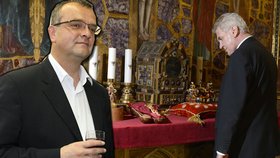 Miroslav Kalousek prý zaslechl, že mezi korunovačními klenoty mohla přibýt díky Miloši Zemanovi šavle