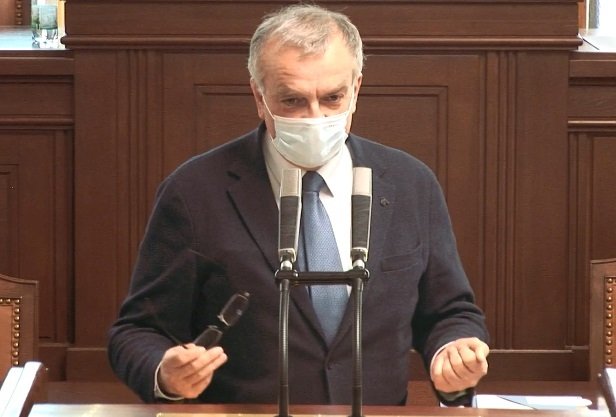 Miroslav Kalousek (TOP 09) během jednání Poslanecké sněmovny ke koronaviru (24.3.2020)