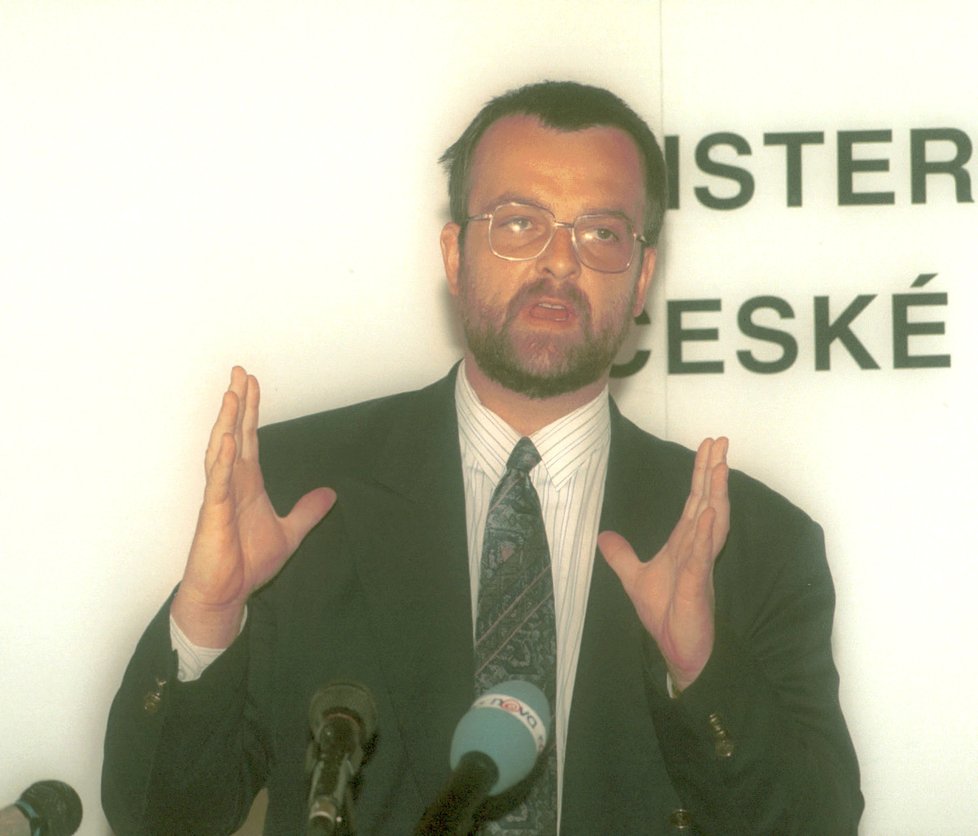 Miroslav Kalousek na tiskové konferenci v roce 1994