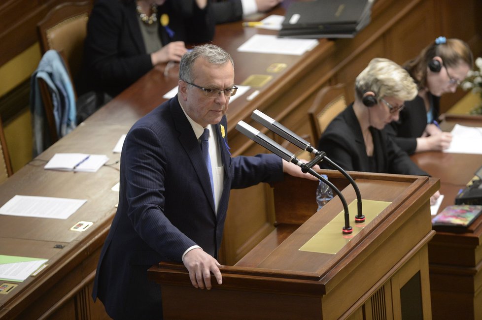 Miroslav Kalousek ve Sněmovně (11. května 2017)