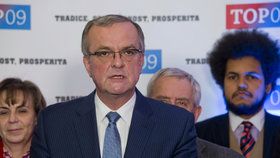 Topka v čele s Miroslavem Kalouskem představila Vizi 2030. Nechyběl ani ambasador TOP 09 pro mladé Dominik Feri.