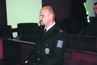 Po neplatičích z benzinky střílel policista oprávněně