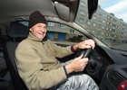 Jak se žije 91letému řidiči: V klidu, předvídat a kousek štěstí