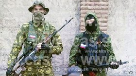 Fotografie Slováků bojujících na Ukrajině po boku separatistů.