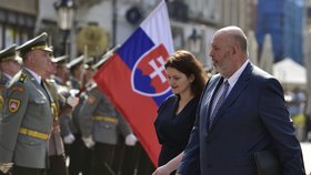 Ministři Toman a Maláčová při návštěvě vlády na Slovensku