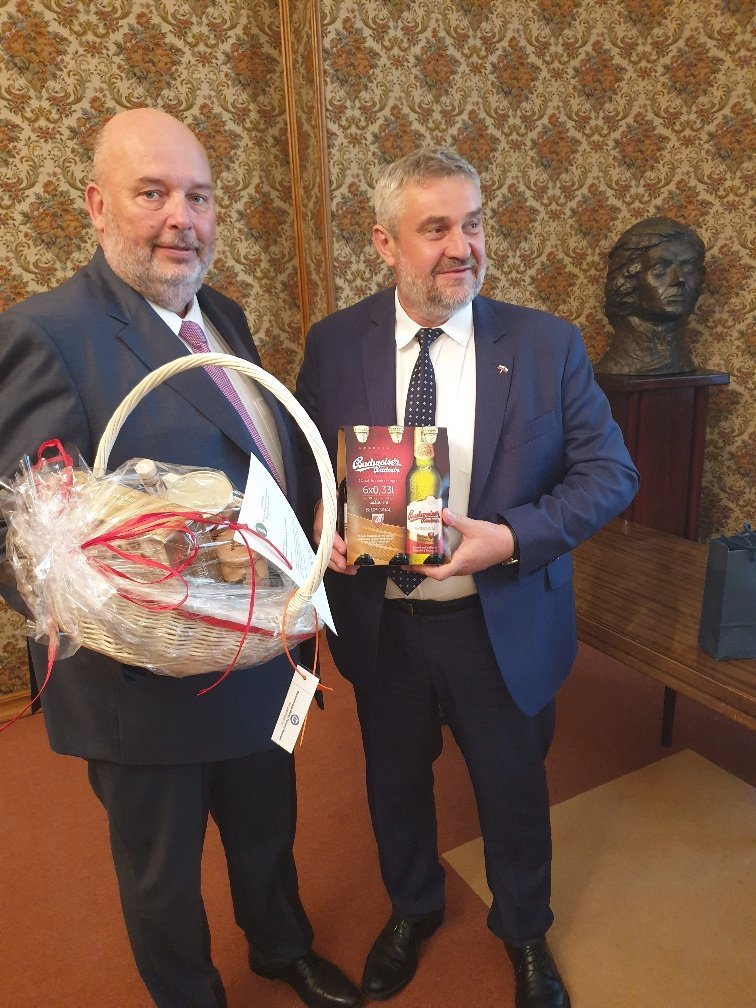 Ministr zemědělství Miroslav Toman (ČSSD) jednal při výjezdu vlády do Polska mj. o bezpečnosti potravi nči africkém moru prasat