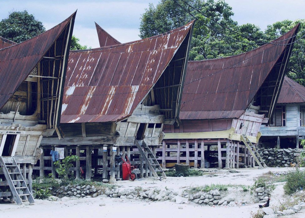 Dvojice s projektem Zikmund100 projela svět ve stopách Hanzelky a Zikmunda