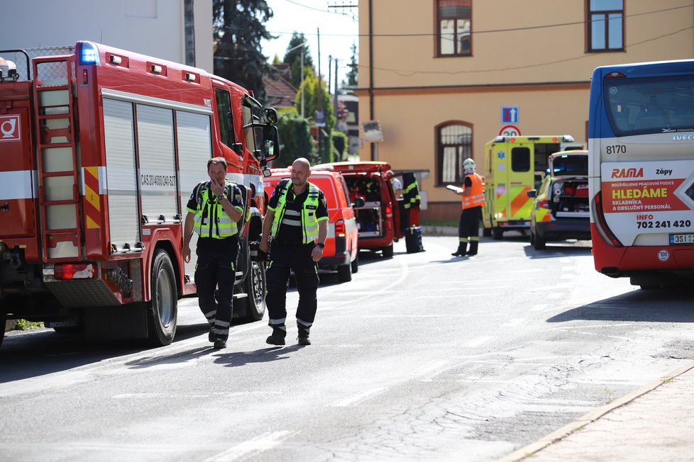 Tragická nehoda v Mírovicích u Prahy. Vyboural se motorkář, bohužel nepřežil. (7. srpen 2022)