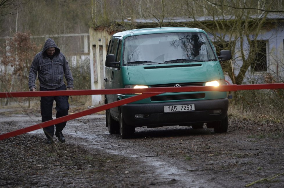 Míšu hledali kriminalisté i v troskách bývalé raketové základny.