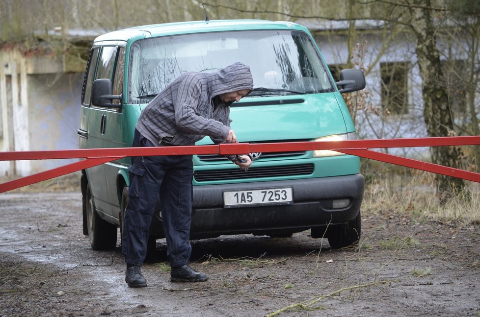 Míšu hledali kriminalisté i v troskách bývalé raketové základny.