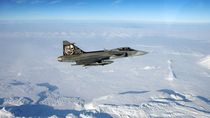 Čeští piloti létají na švédských stíhačkách Gripen již 15 let 