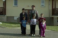 Dohra Mise nový domov s tátou pěti dětí: Trestní oznámení! Národ zatím pořádá sbírku