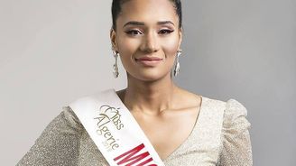 Miss Alžírsko 2019: Afričané devatenáctileté vítězce nadávají do černochů. Posuďte sami
