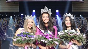 Titul Česká Miss 2015 získala vysoká brunetka Nikol Švantnerová. Jak probíhal slavnostní večer?