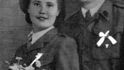 Se svým prvním manželem, 1945