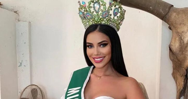 Alondra Camposo získala korunku pro Miss Bolívie