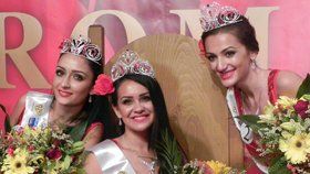 Vítězky - zleva Saskia Surmajová, uprostřed Miss Roma 2017 Kristýna Balážová, Ingrid Olachová