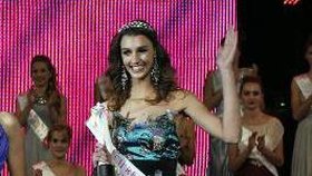 Češka Strejčková: Řídí kombajn a je 3. nejkrásnější Miss Tourism na světě