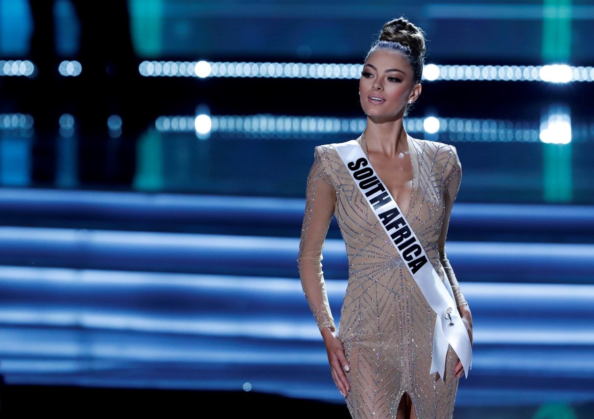 Demi-Leigh Nel-Peters je Miss Universe 2017.