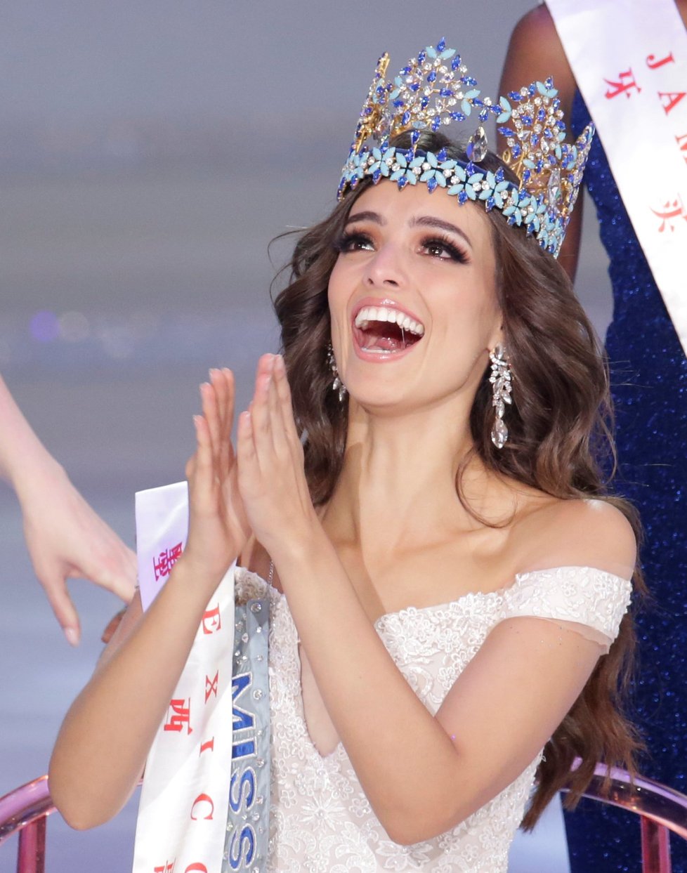 Miss World se dnes v čínském městě San-ja stala 26letá Mexičanka Vanessa Ponceová de Leonová