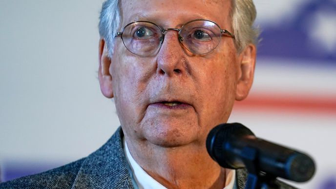 Republikán Mitch McConnell.