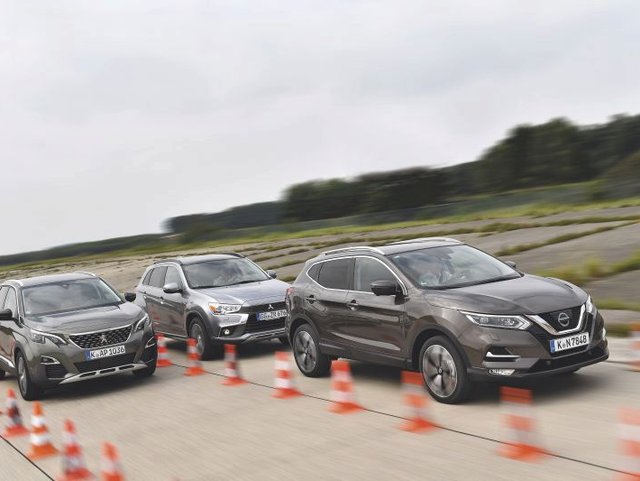 Mitsubishi ASX vs. Nissan Qashqai vs. Peugeot 3008