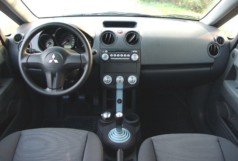 Mitsubishi Colt (2005)