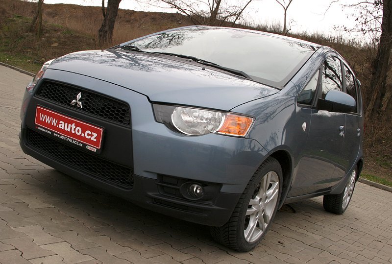 Mitsubishi Colt (2009)