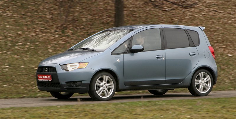 Mitsubishi Colt (2009)