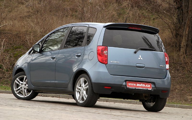 Mitsubishi Colt (2009)