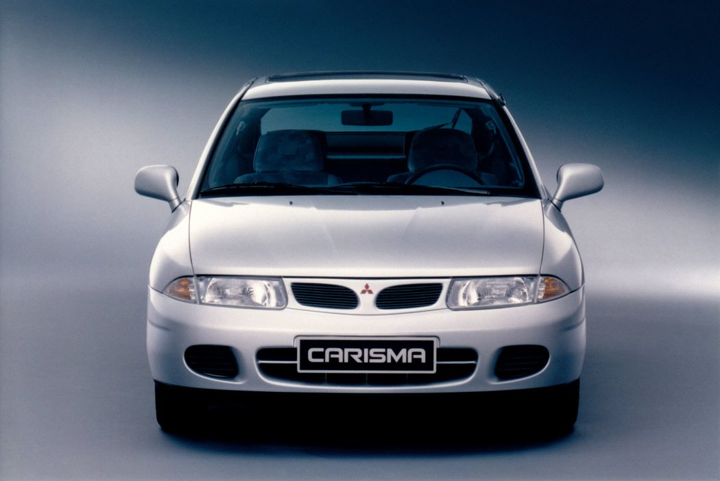 Mitsubishi Carisma 5-door (1995–1999)