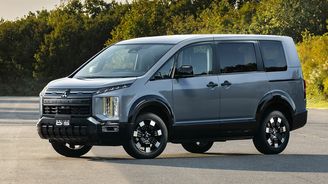 Terénní MPV s dieselem může být úspěšné. Mitsubishi jej drží při životě už 18 let Terénní MPV s dieselem může být úspěšné. Mitsubishi jej drží při životě už 18 let