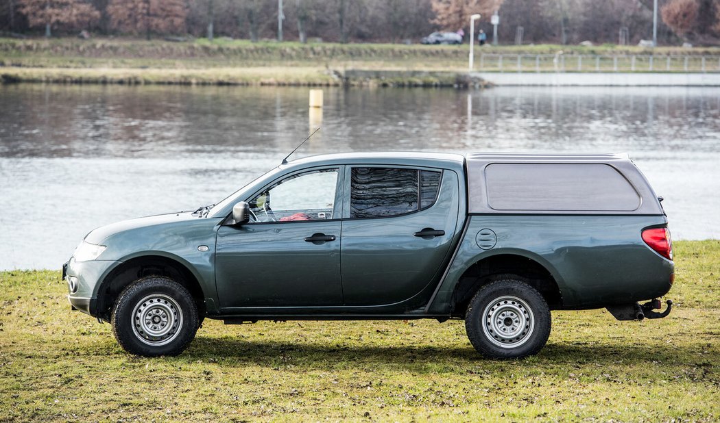 Mitsubishi L200 2.5 DI-D (100 kW) Double Cab