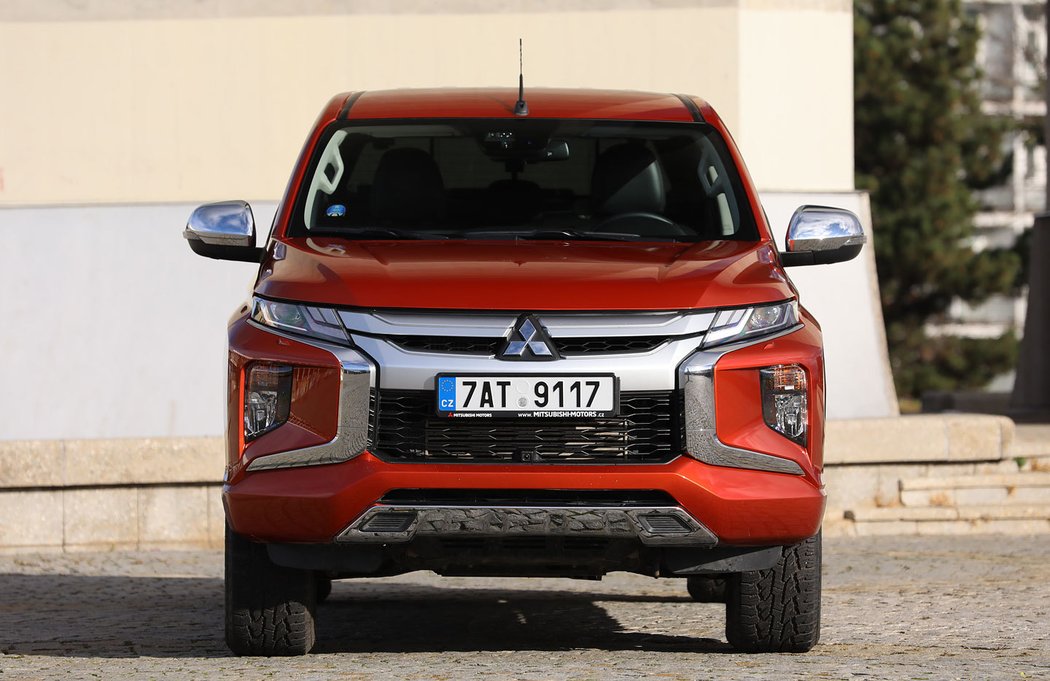 Mitsubishi L200 Double Cab 2.2 DI-D