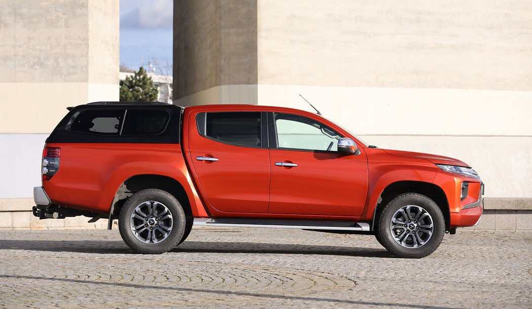 Mitsubishi L200 Double Cab 2.2 DI-D